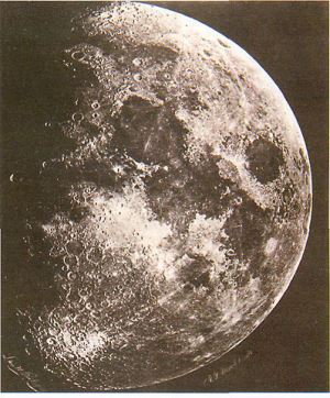 Фотография Луны, сделанная Льюисом Резерфердом в 1865 году / Wikipedia, Общественное достояние